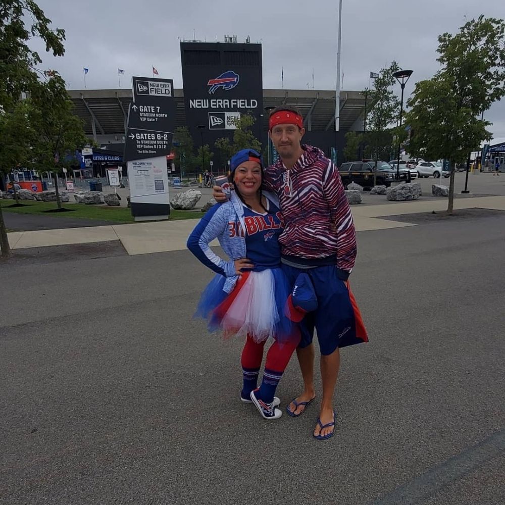 Tori Tutts ❤️💙🦬