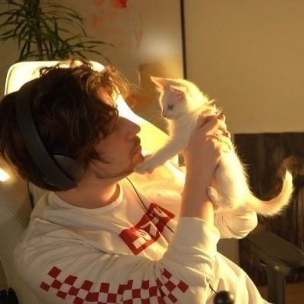 Sunny_leo