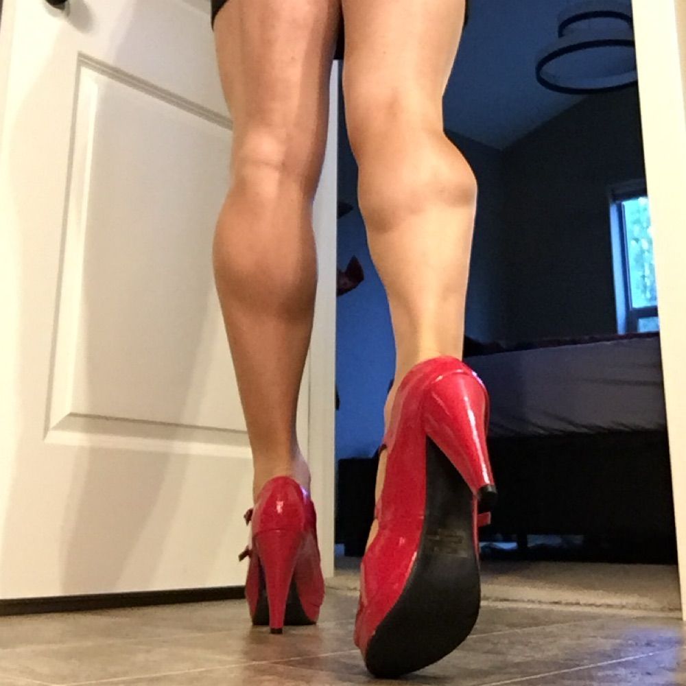 J, TheTightsConnoisseur