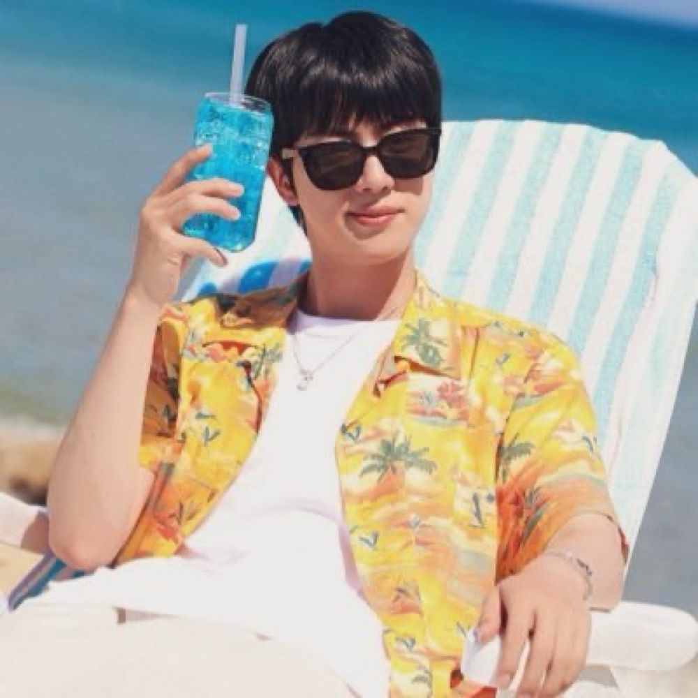 욱⁷