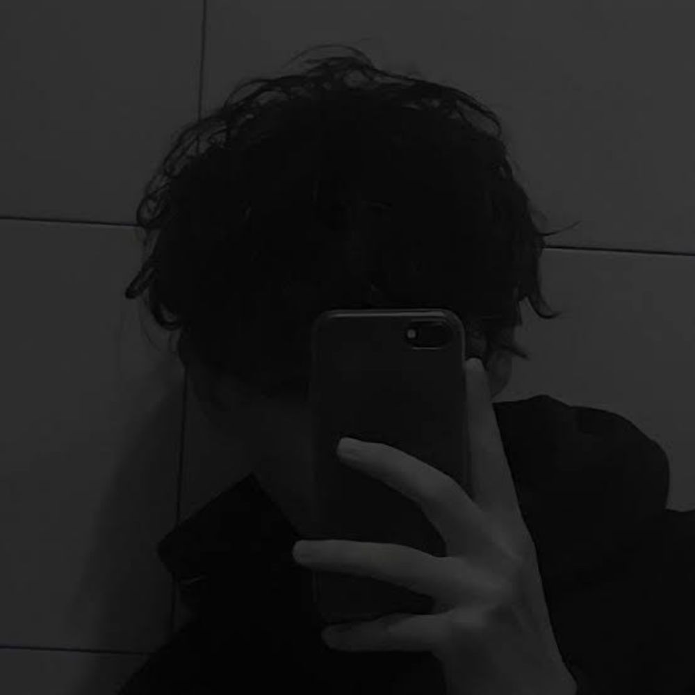 yøung