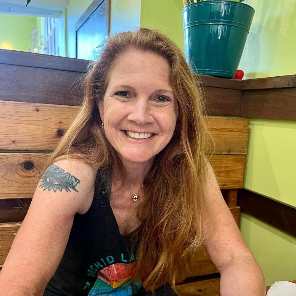 Lori Young 🇺🇸 🇨🇦 🌱