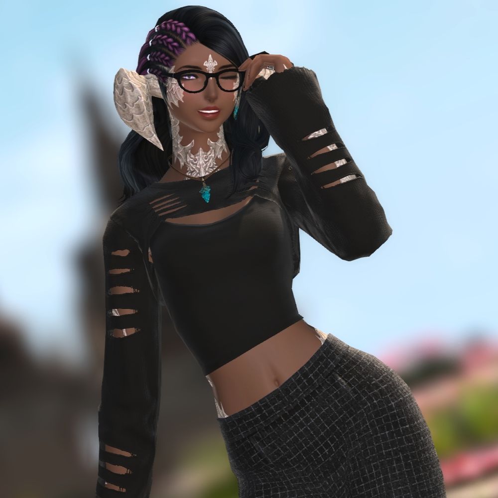 Shizuka Kazarishi