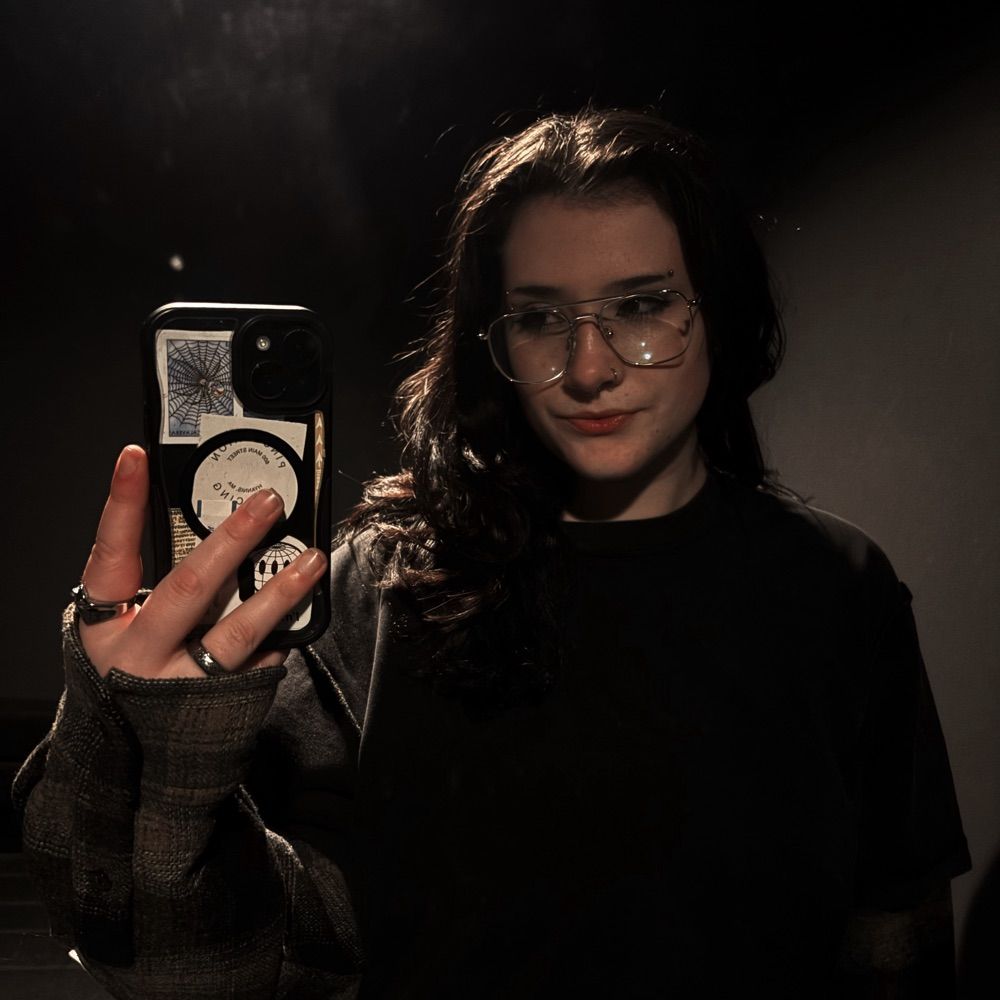 ⋆ ava ⋆