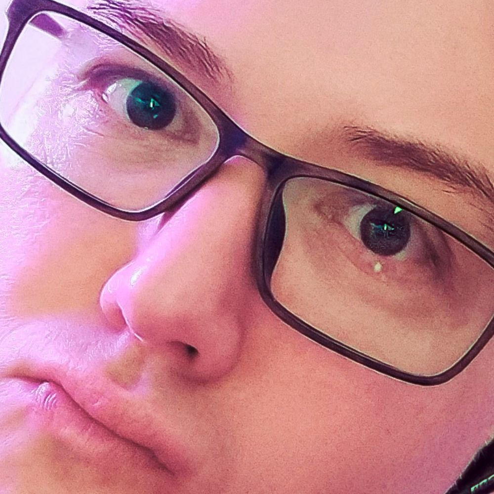 Ich bin jetzt hier: @manniac.de