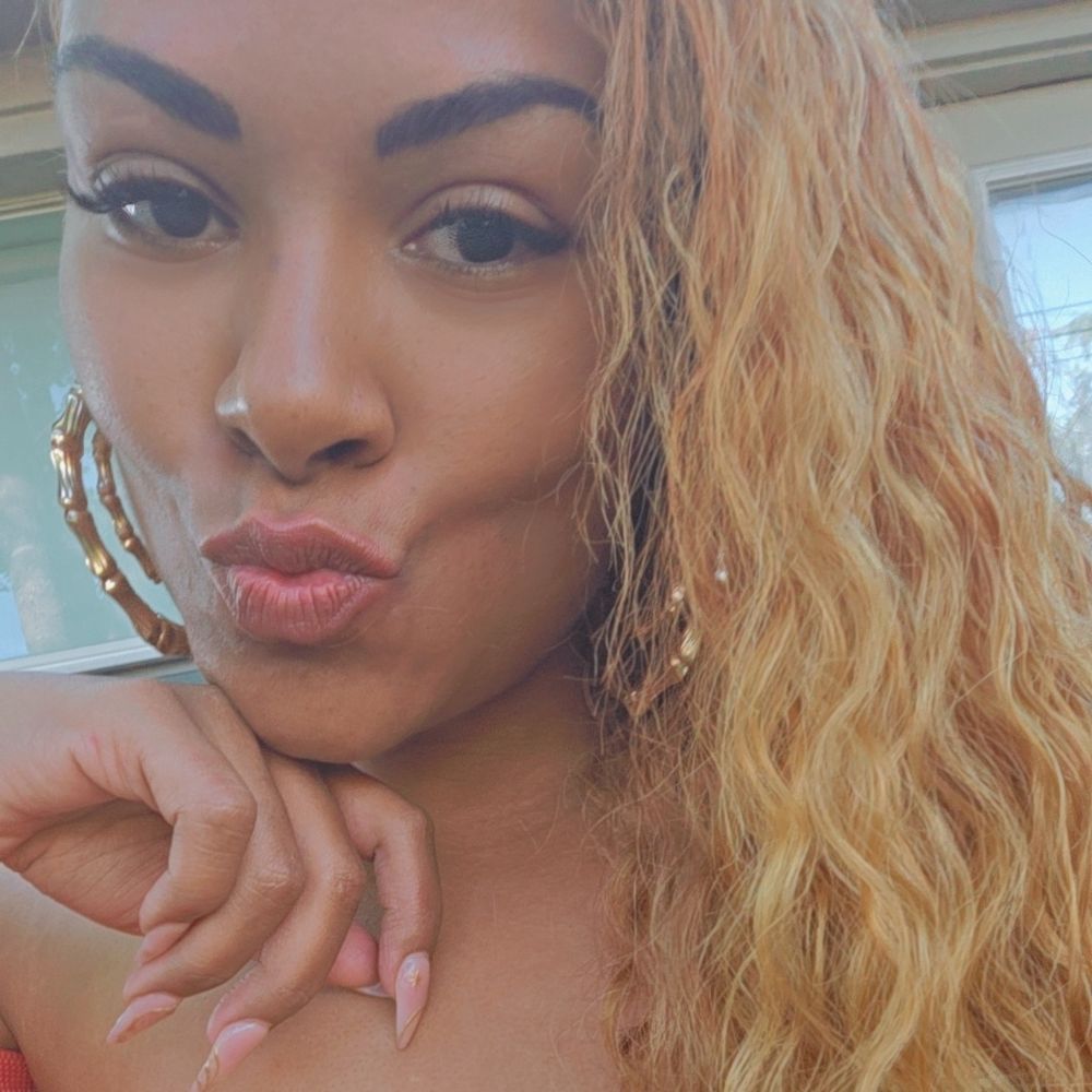 candygirl22.bsky.social profile picture