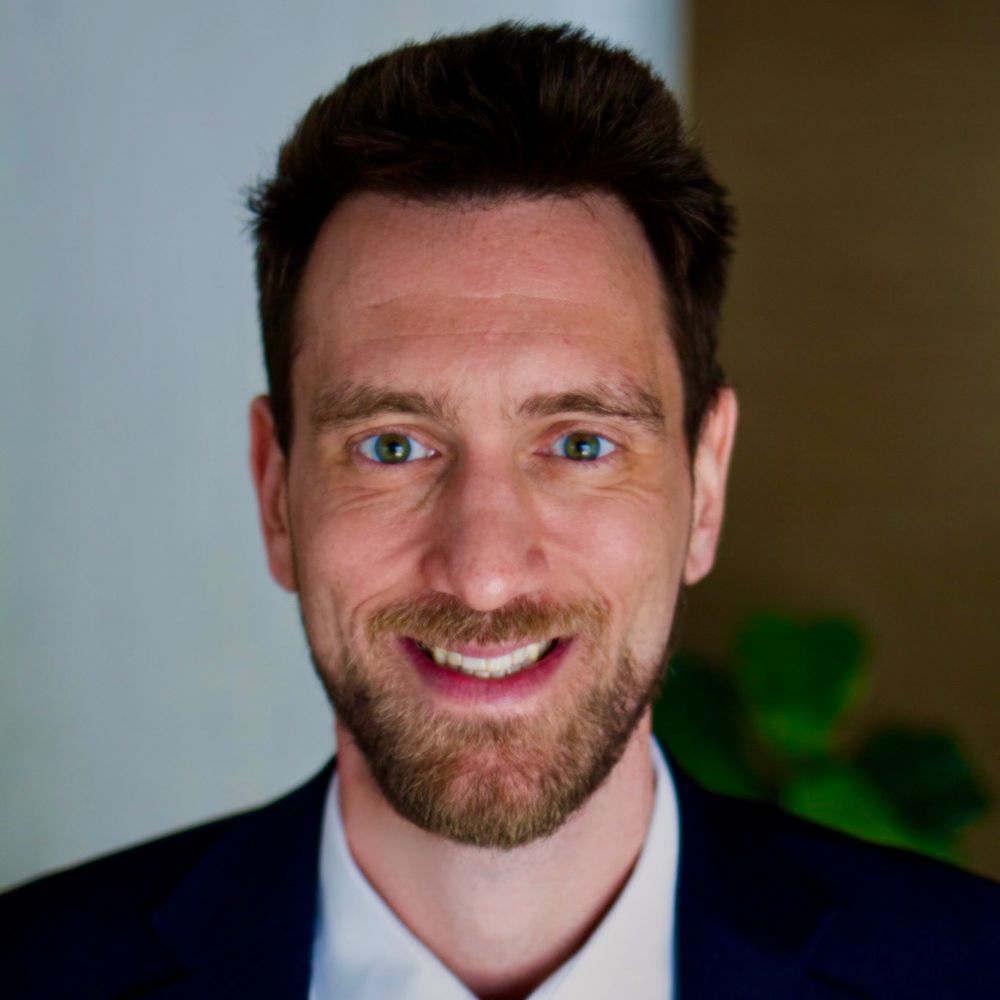 Gabe Lezra