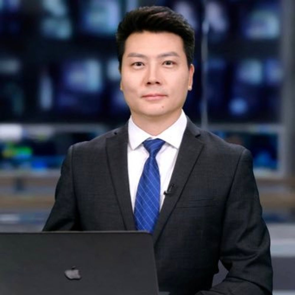 Aric Chen 陳曉天