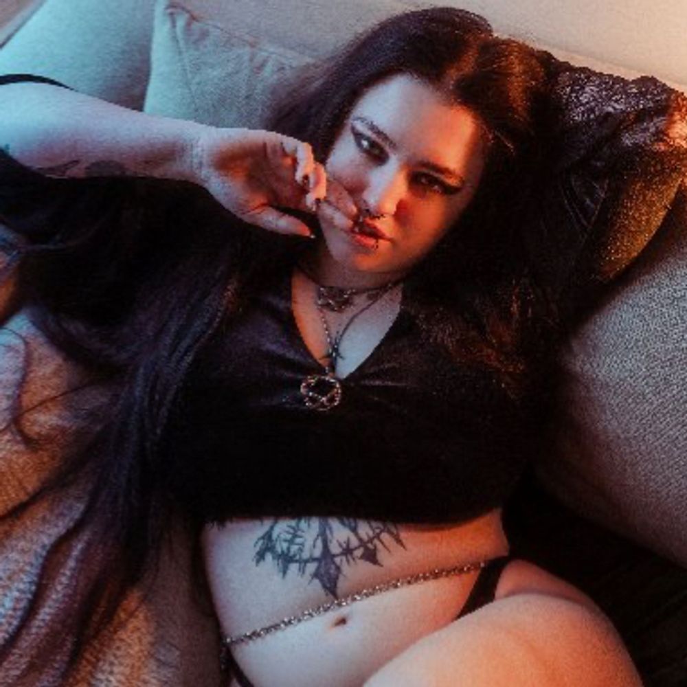 Greencatfromhell - Sex Worker 🖤