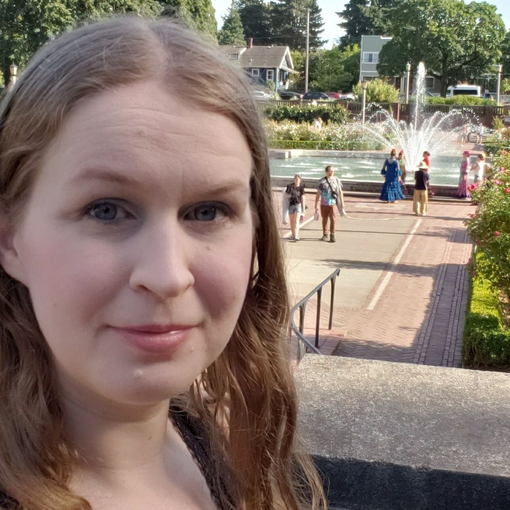 erinmikellewalker.bsky.social profile picture