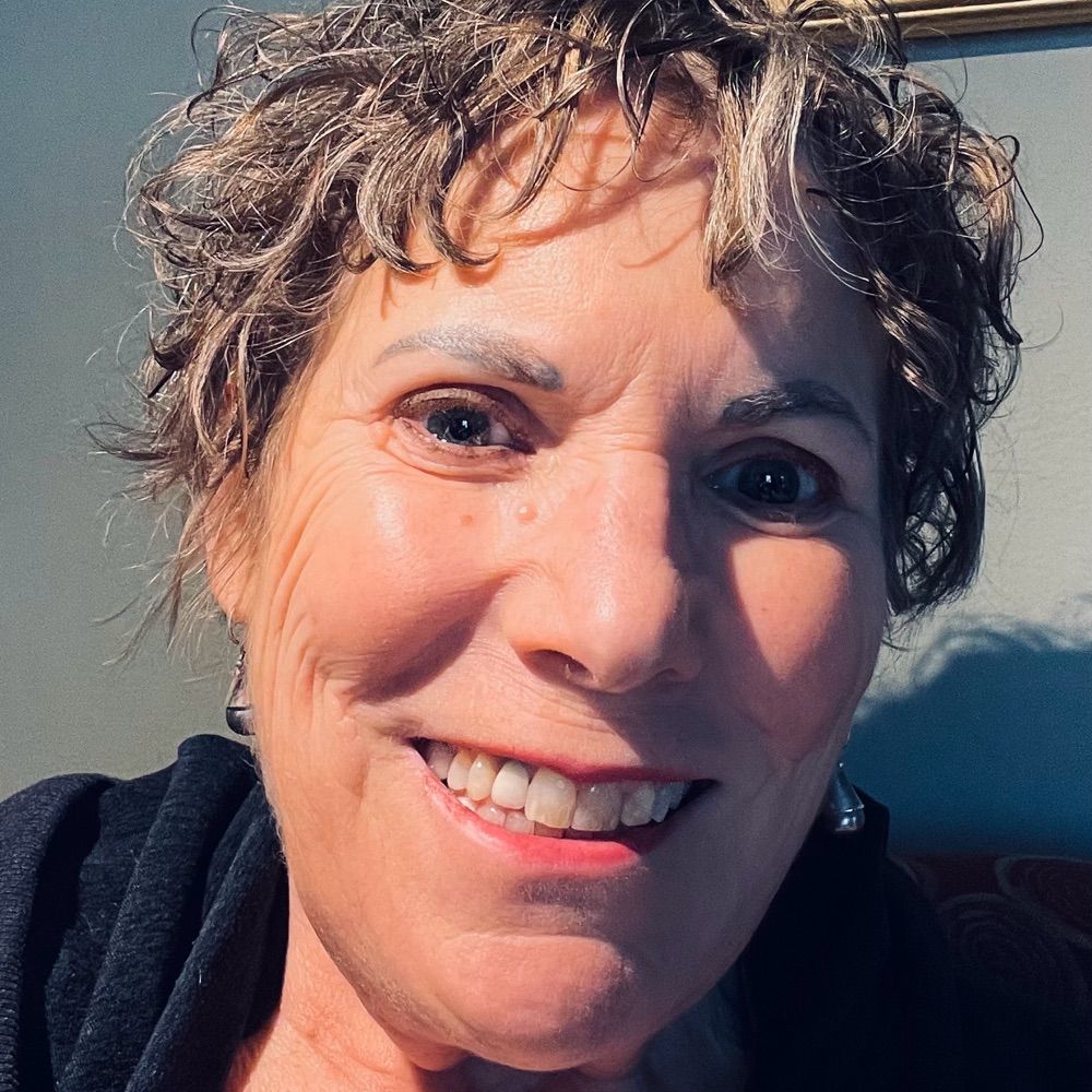 Sally Swanson❤️🙀🍷🧘🏻‍♀️
