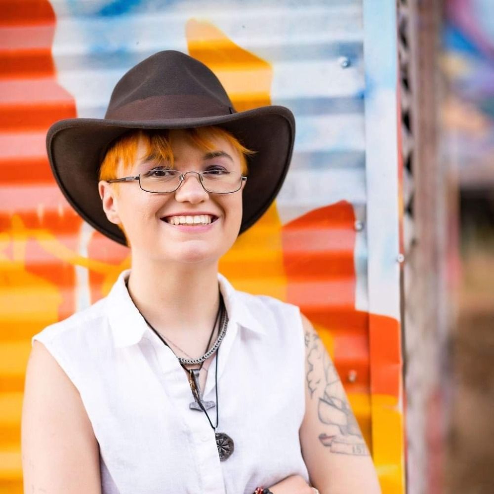 Dani Hoots (she/her)