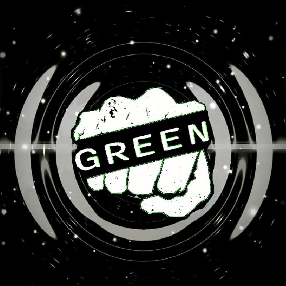 GREEN