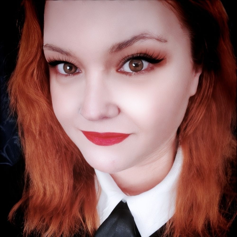 Lynnaire MacDonald- Producer and Scriptwriter
