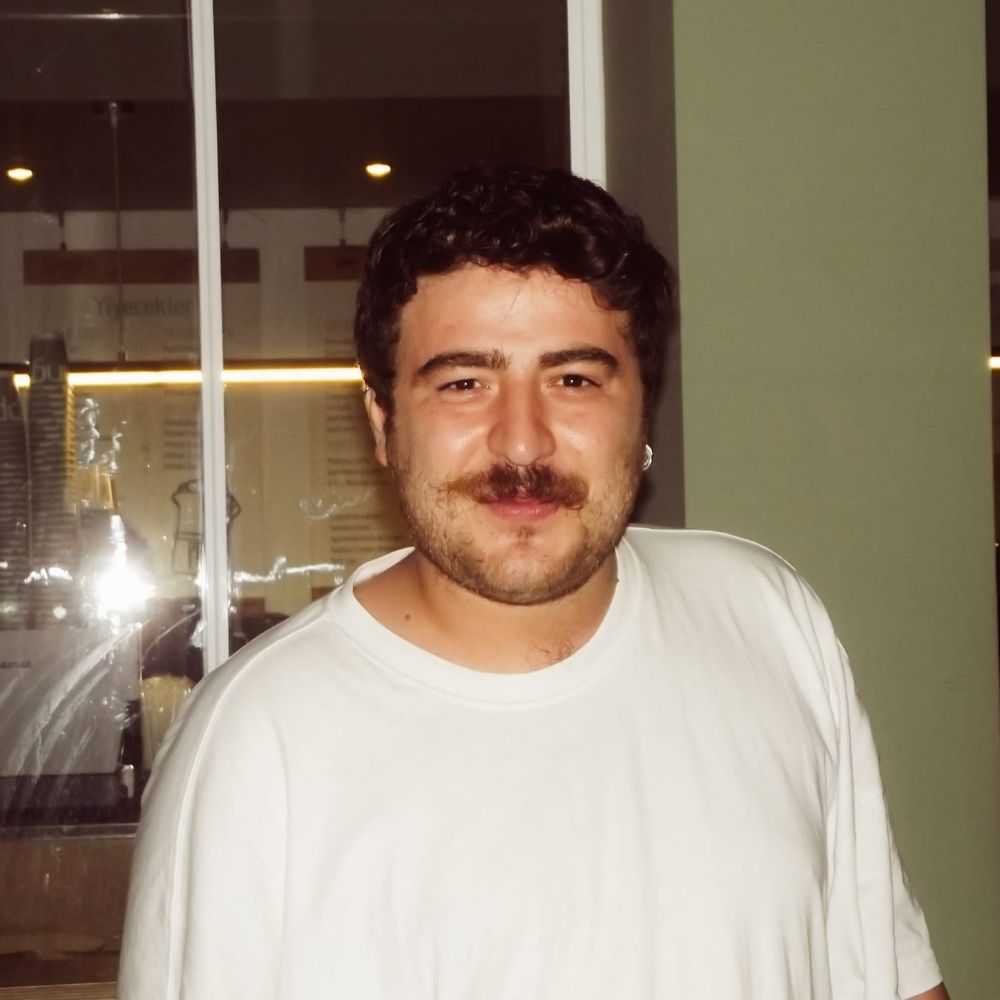 Mete Baş
