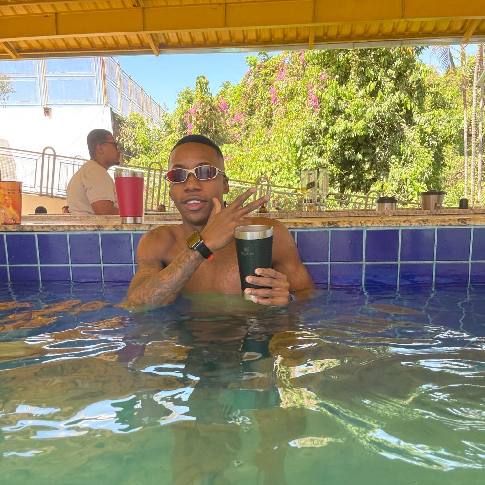 Gustta🏄🏽‍♂️