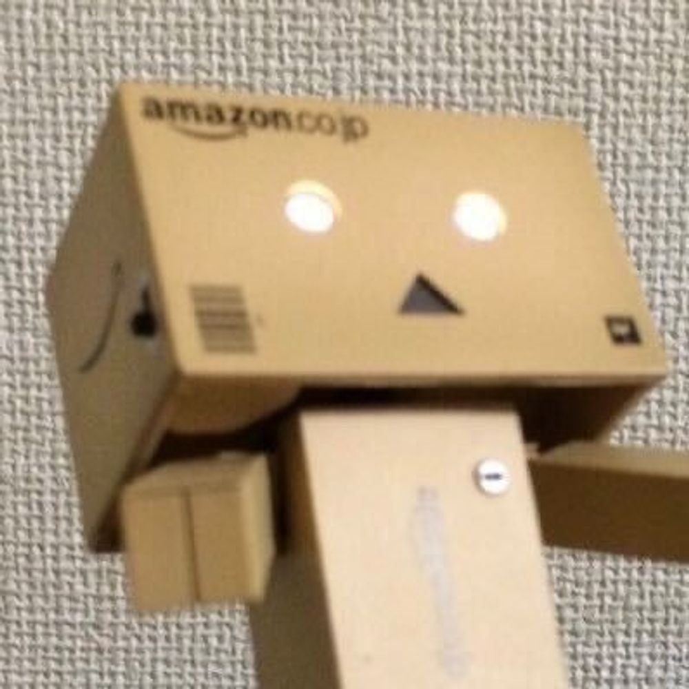 すぽ氏