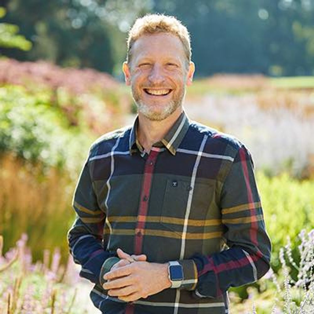 Simon Pennington