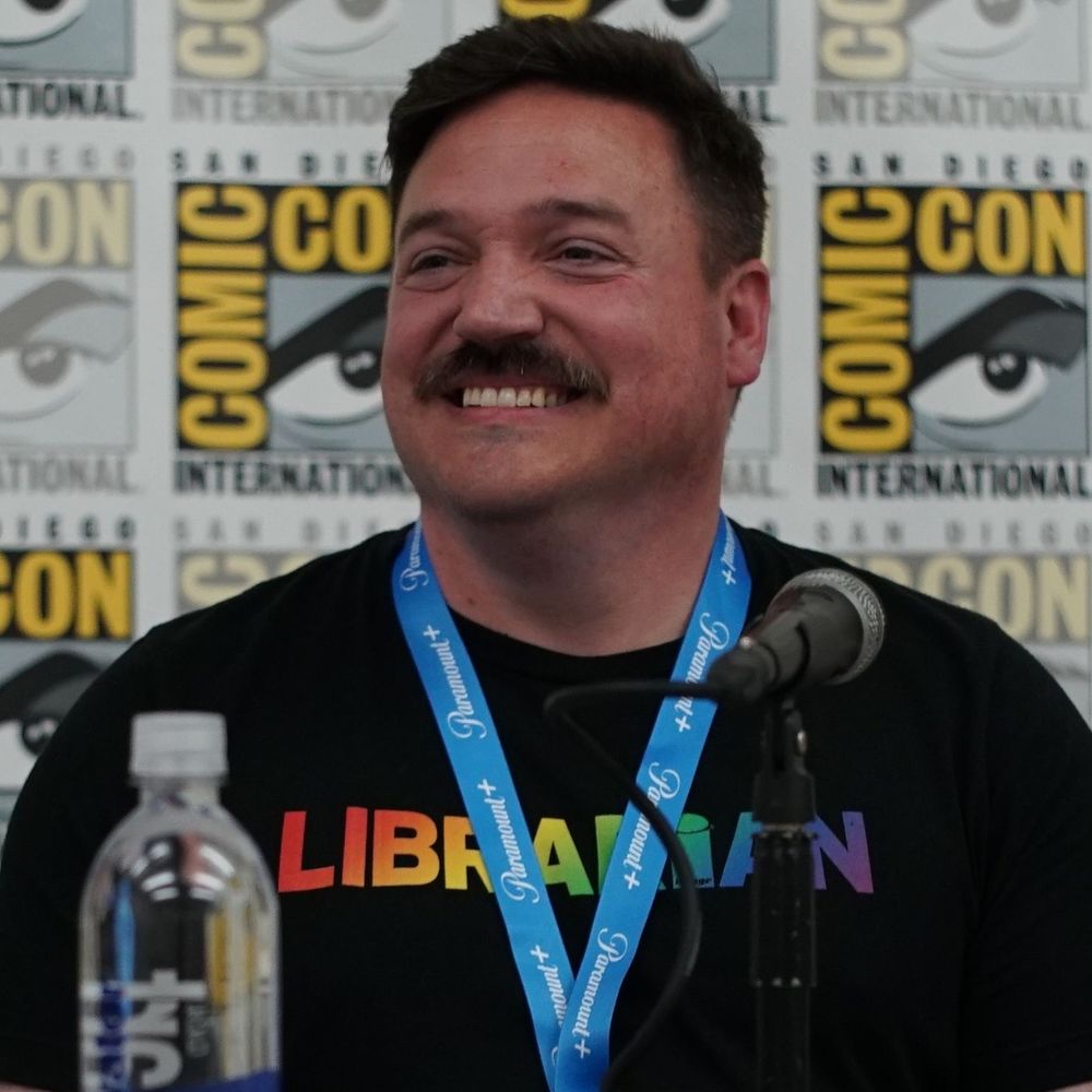 Jack Phoenix (a comics librarian) 🔜 FlameCon