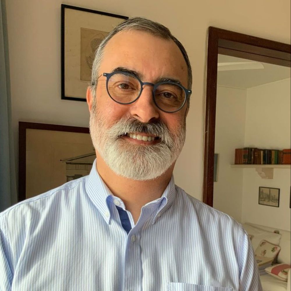 Professor Frederico Lourenço