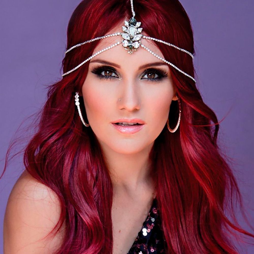 Mayra.