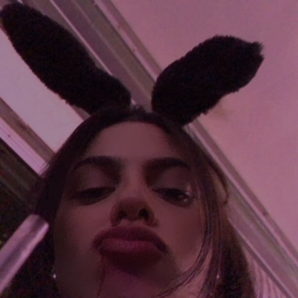 ana laura 💋