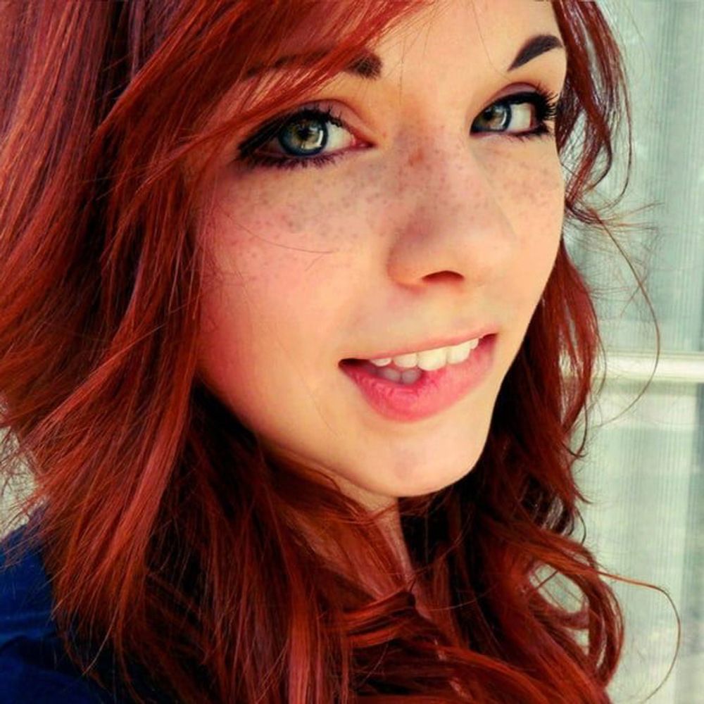 Dr. Saoirse Noelle