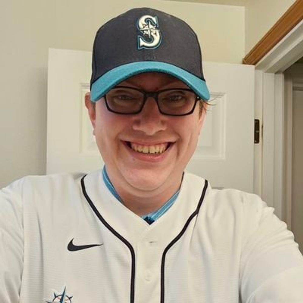 Hungry Mariners Fan (om nom nom)