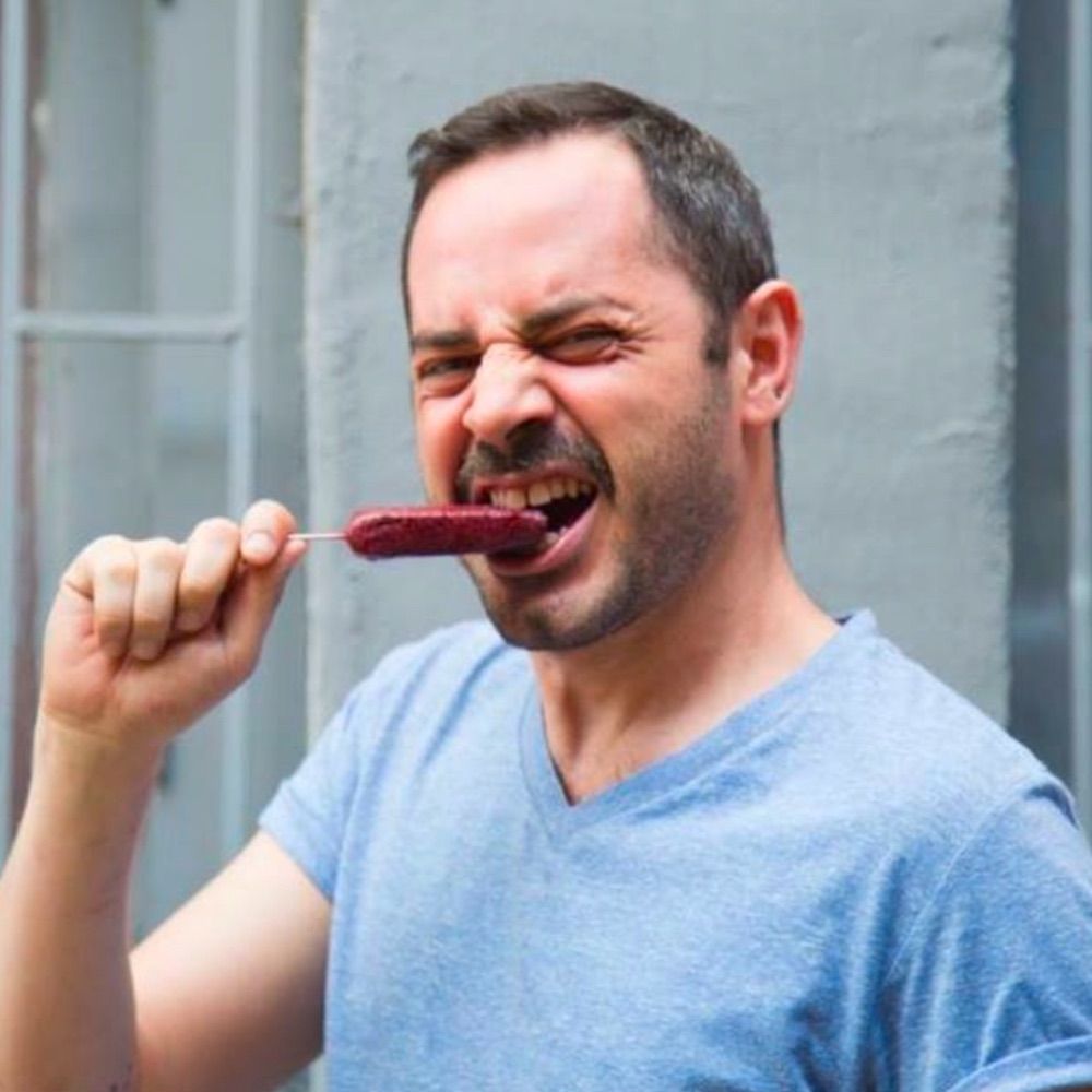 Nikolas B