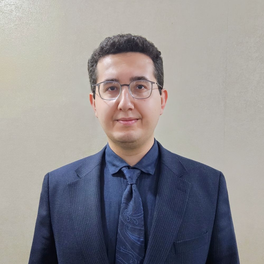 Av. Ahmet Özdemir