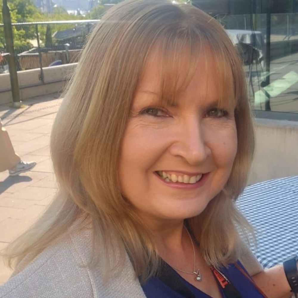 Lynne U. Sneddon