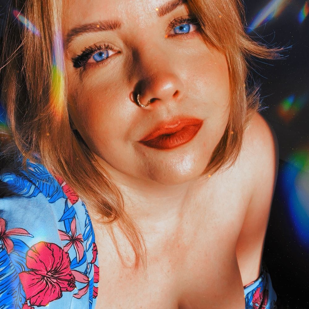 ⊹٭ 𝙲𝙰𝚃 ٭⊹