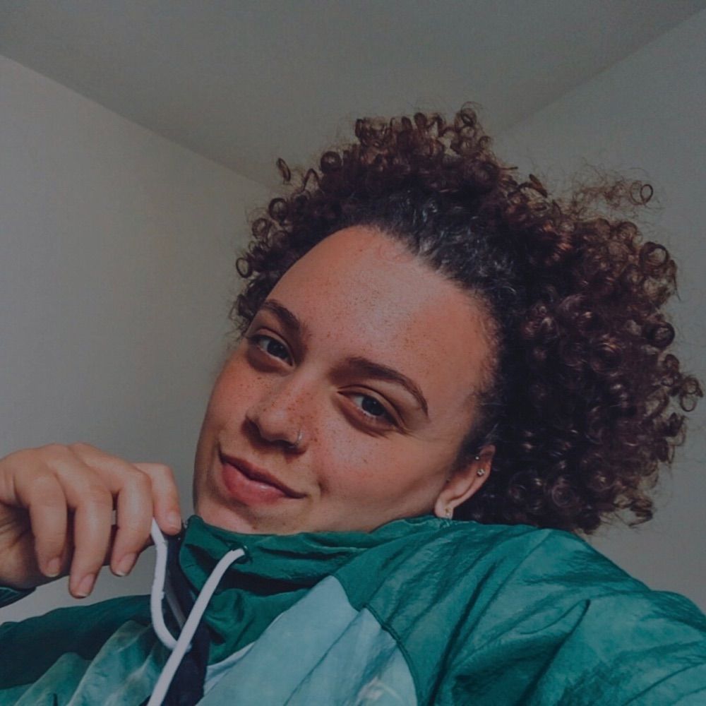 Thaís 