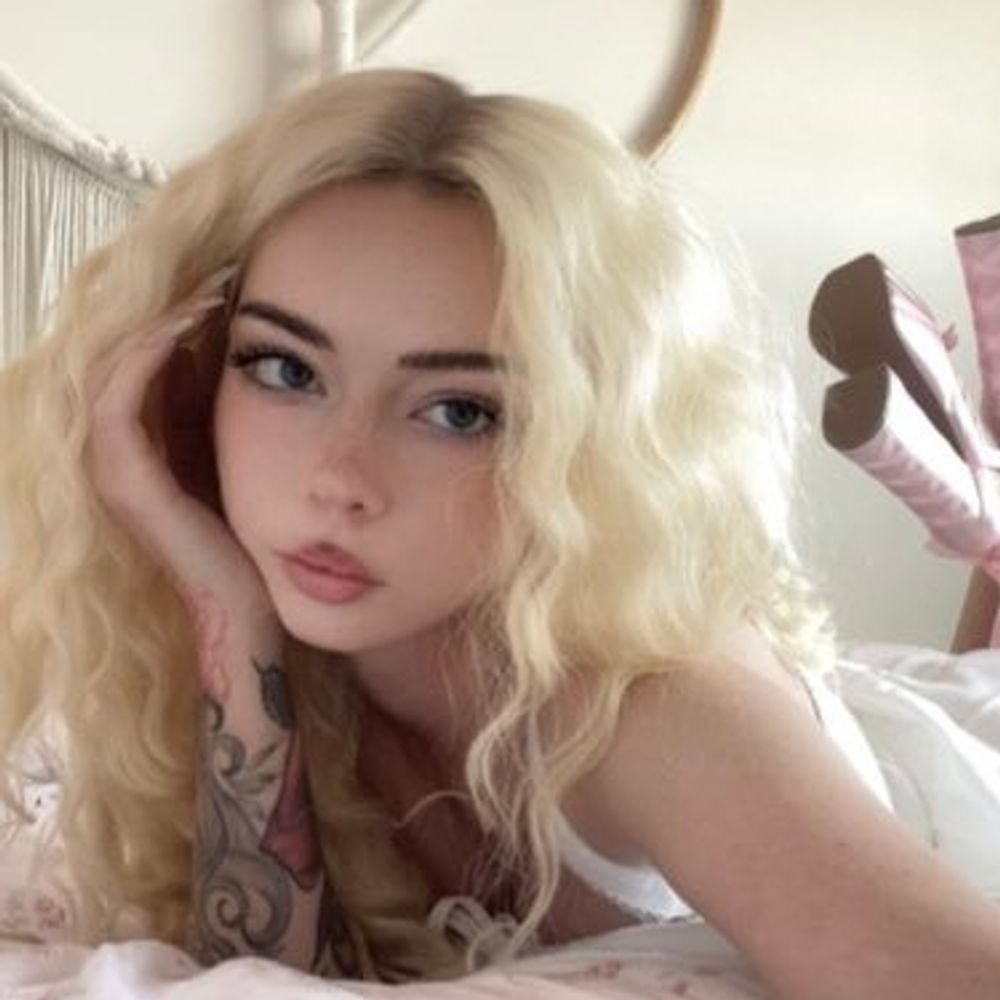 hevynli ☆•♡°findom