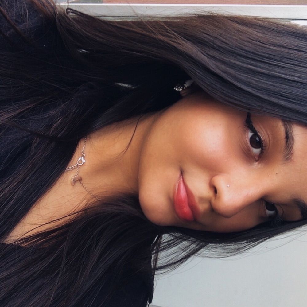 ✭