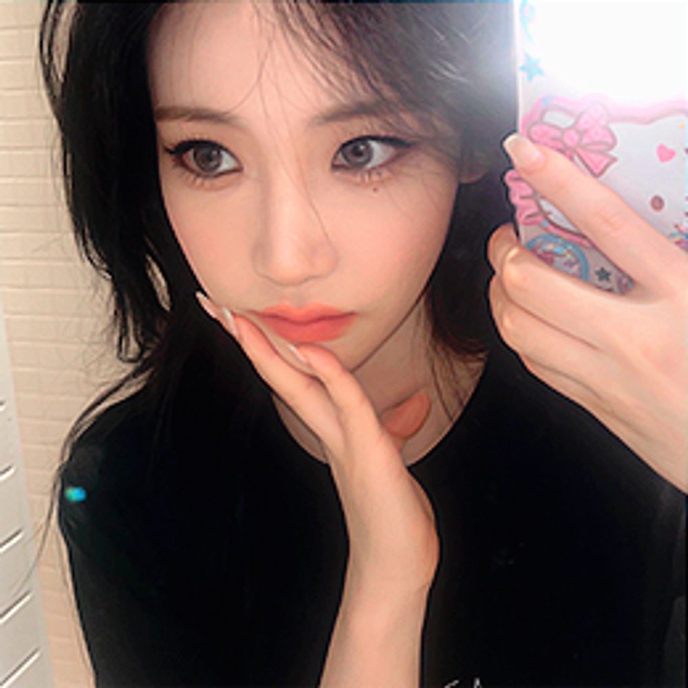 𝘁𝗼𝗸𝗸𝗶 ♡ 경; .