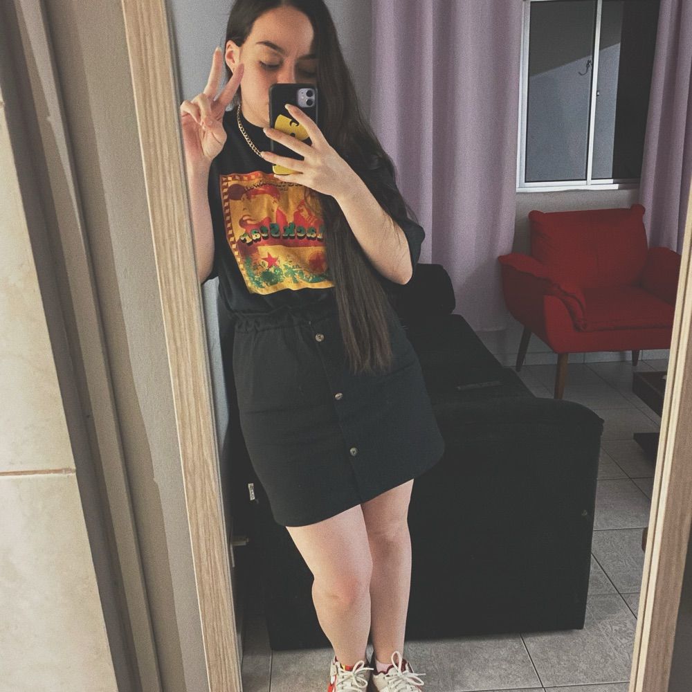 bebê diabo nos telhados das casas do abc