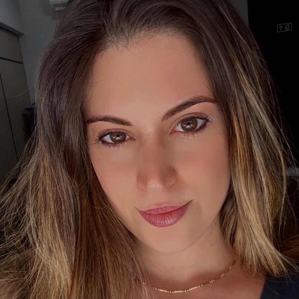 thecia não tassia