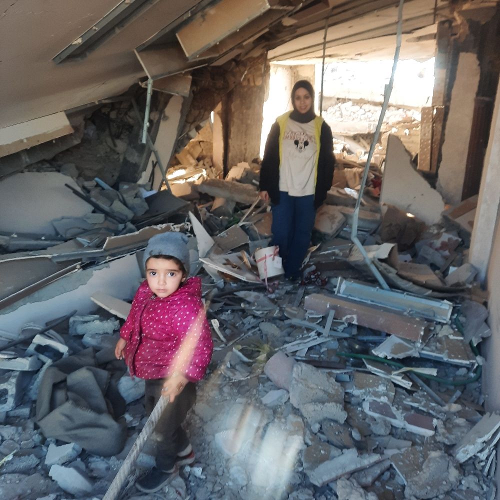 Help Samaa's family