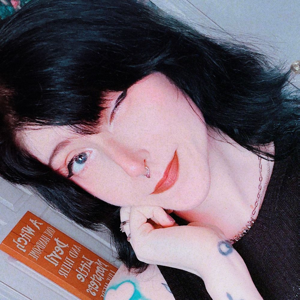 ᕽ𝖕𝖎𝖝𝖎𝖊 𓍊𓋼