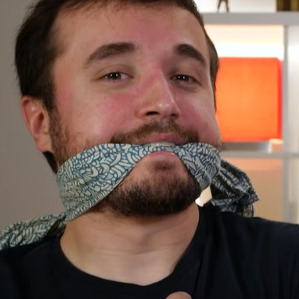 MMMPPHHH