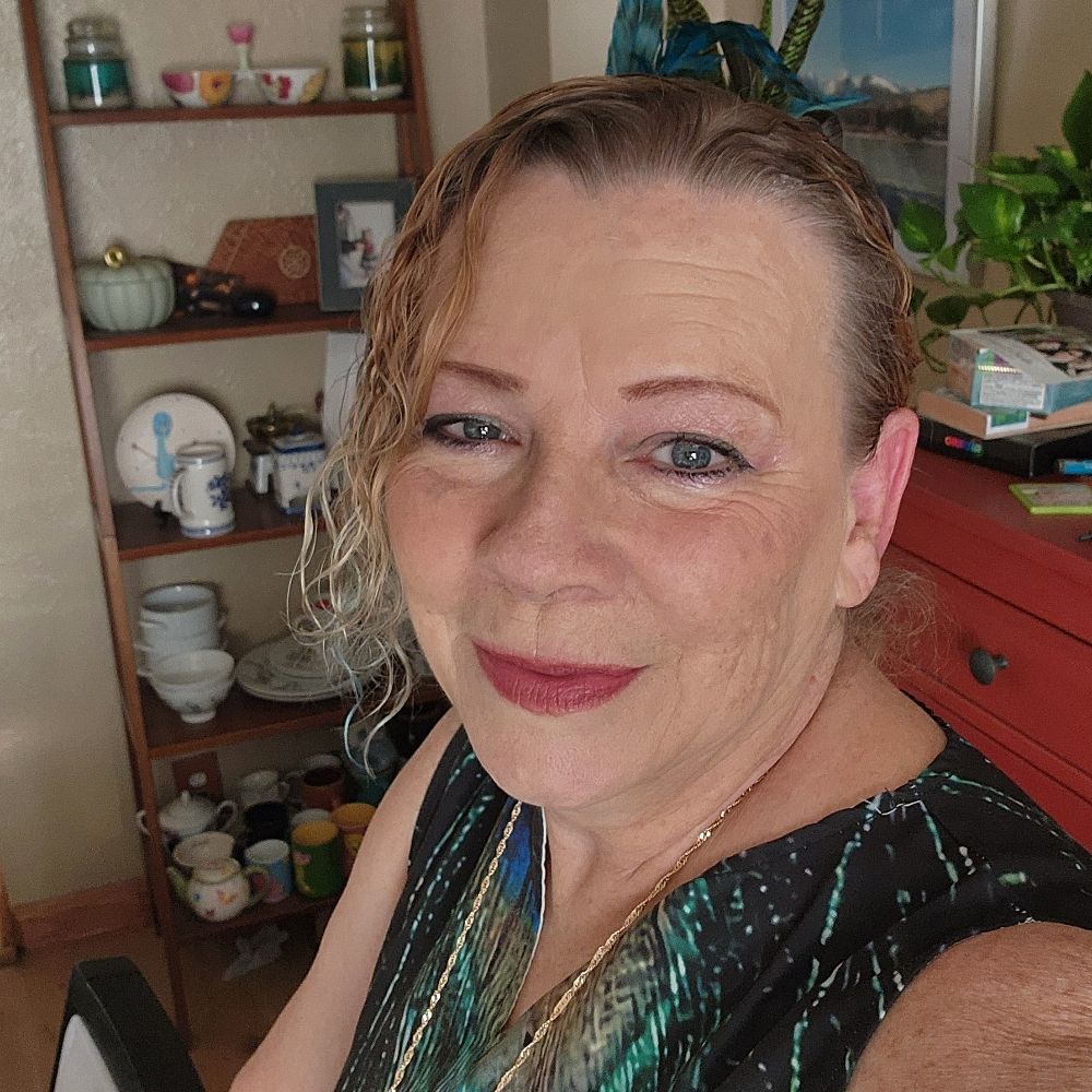 Debbi Lund