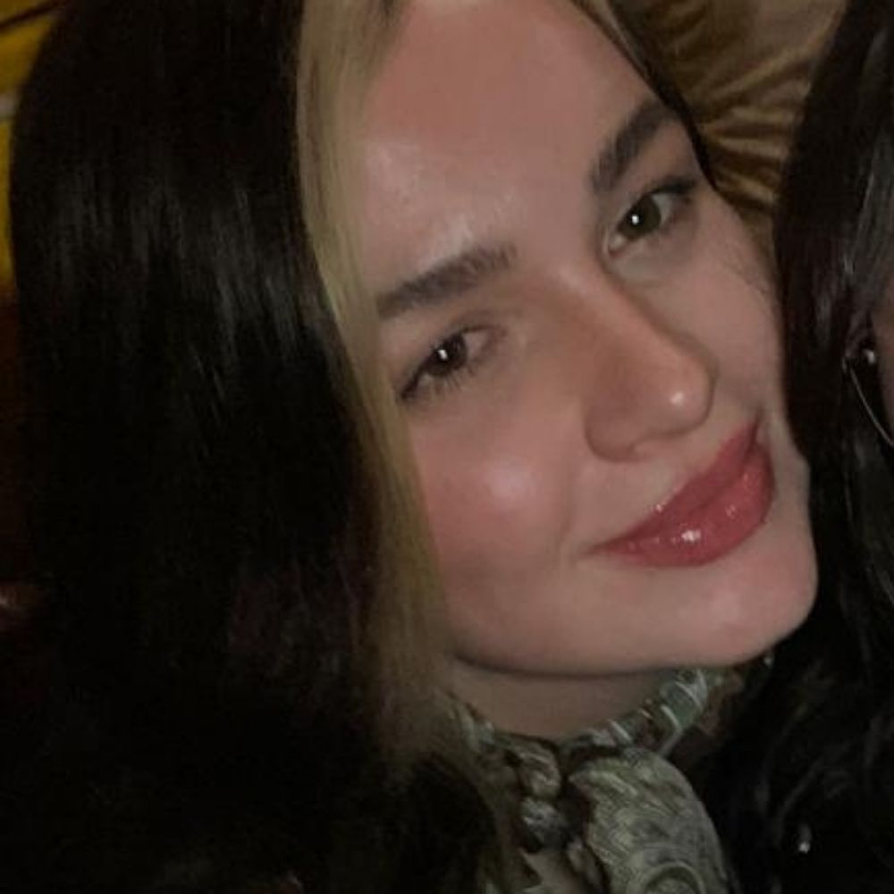 laura