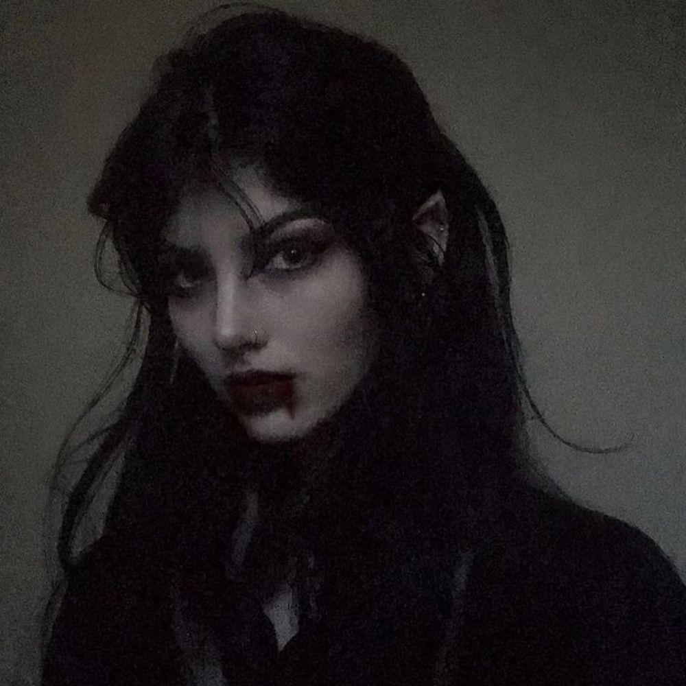 𖣐 — 𝕮𝖆𝖗𝖎𝖓𝖆 ;; 🎃