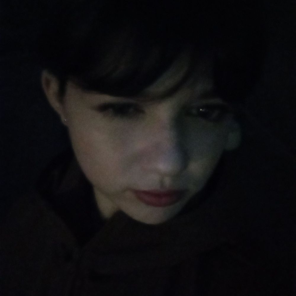 аня 🖤