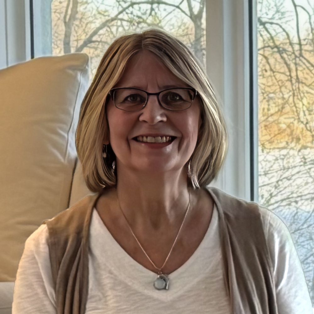 Carolyn Vinup - Gateways To Brilliance