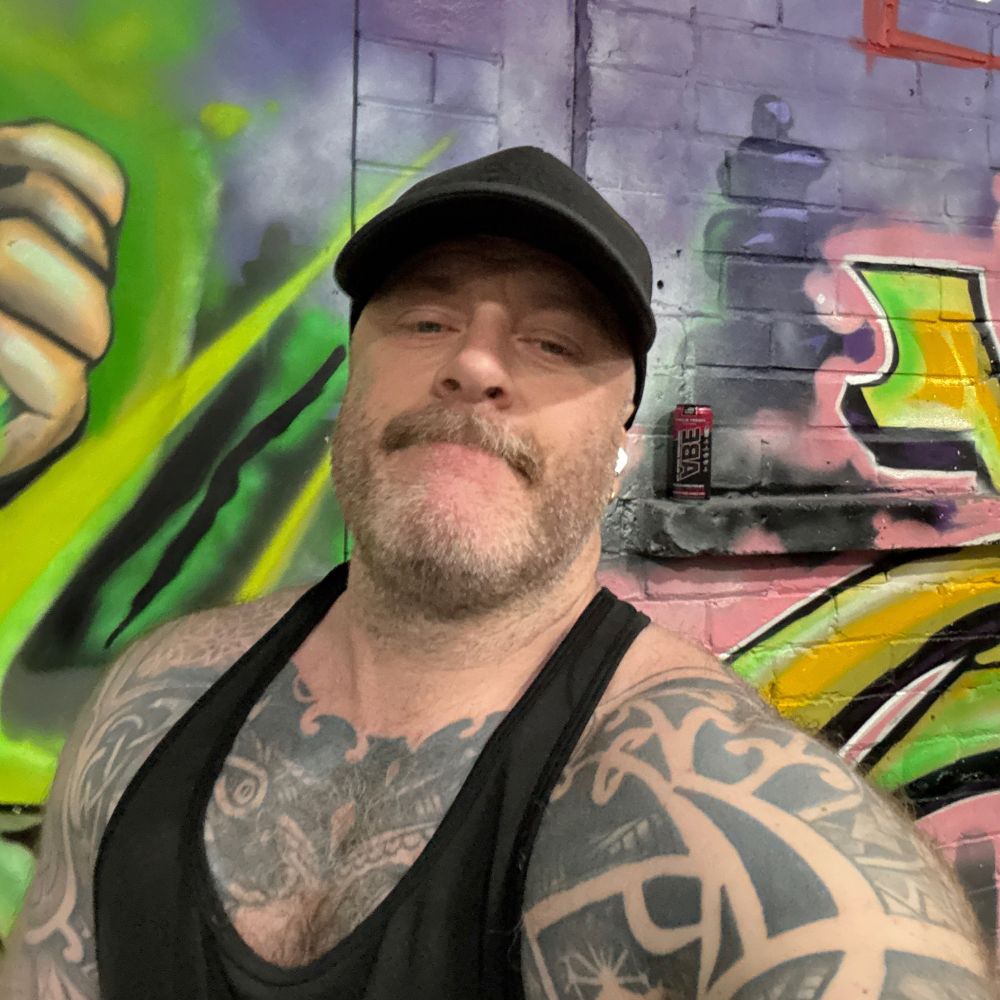 blondstachedaddy.bsky.social profile picture