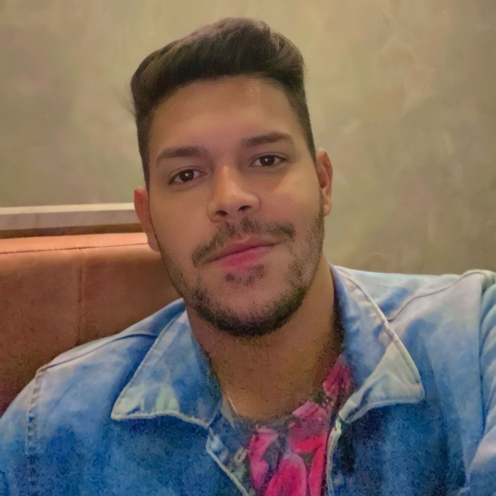 Gustavo