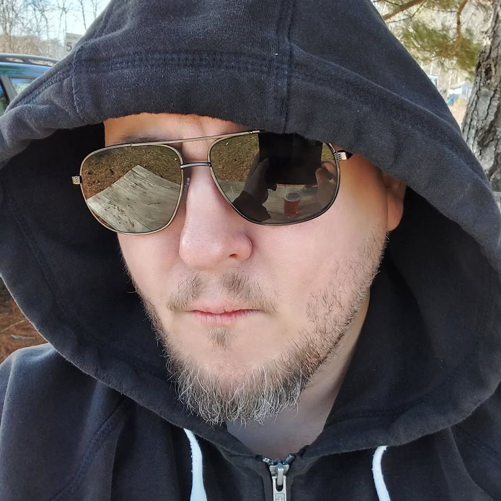 Lee Russell (TMBDOS! Podcast)