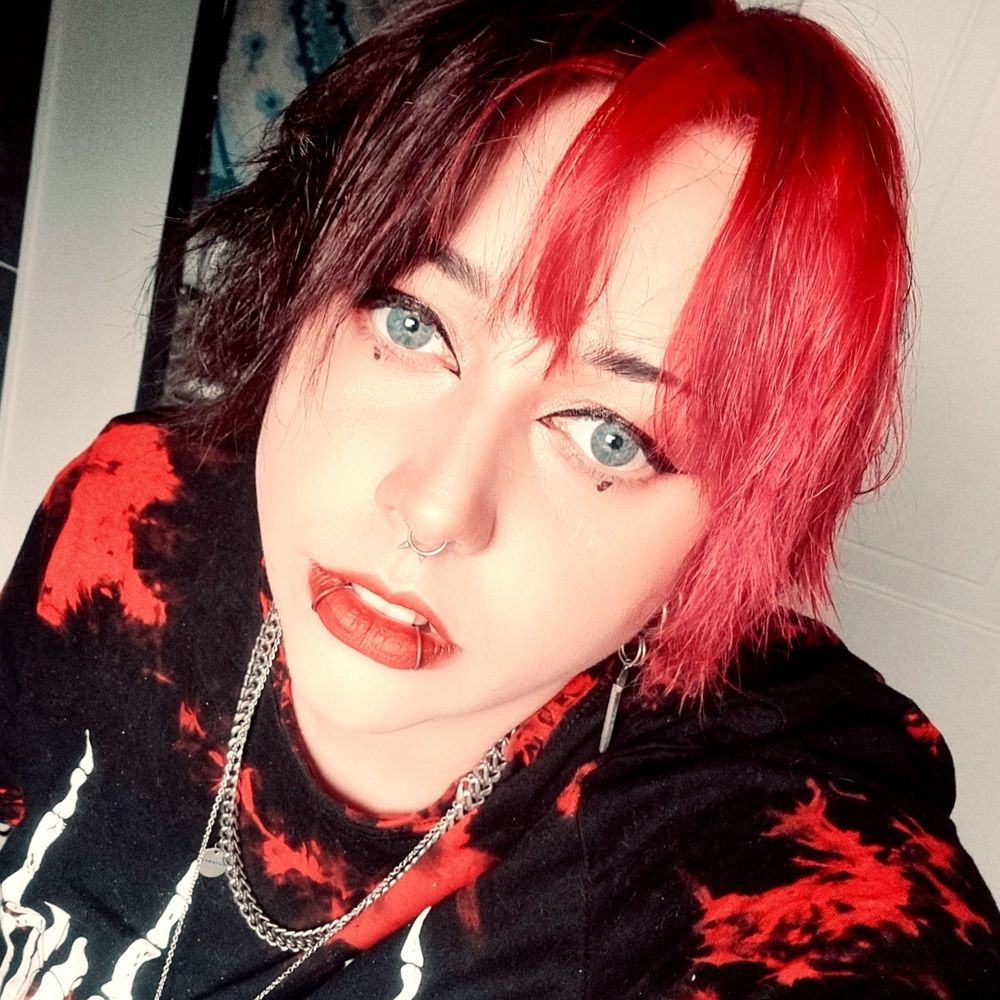 AshyBashy (they/them)